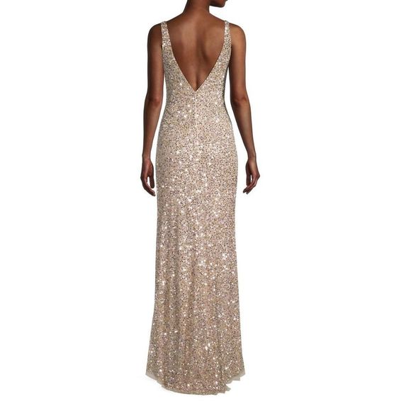 Mac Duggal V-Neck Sequin Sheath Gown in Nude NWT Size 8 brand new never worn - Picture 8 of 12